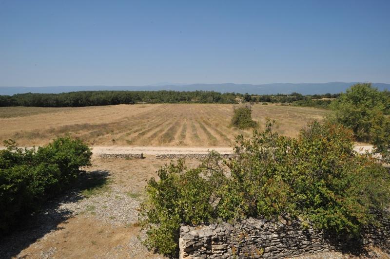 Hameau privé de 5 maisons dans le Luberon